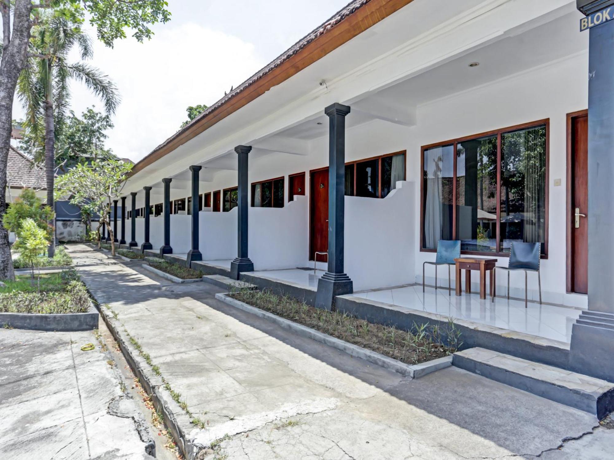 Oyo 90638 Pondok Idas Hotel Legian  Luaran gambar
